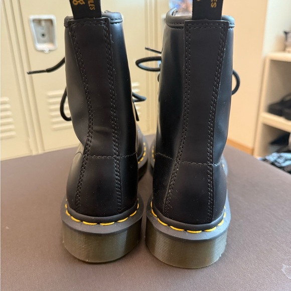 Doc Martens 1460 boots size 7 womens - Picture 6 of 7